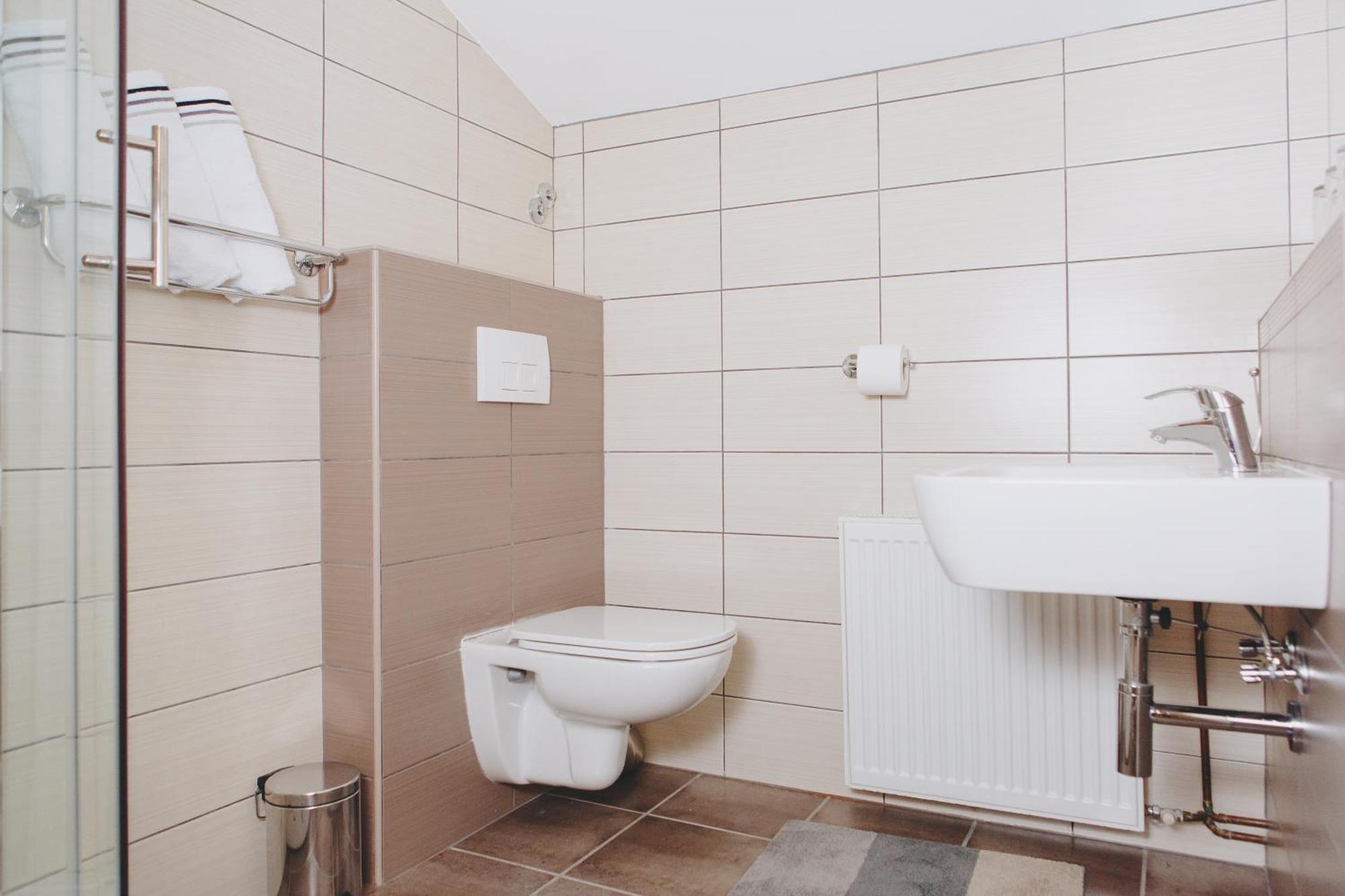 Gostisce Krivograd Hotel Prevalje Værelse billede